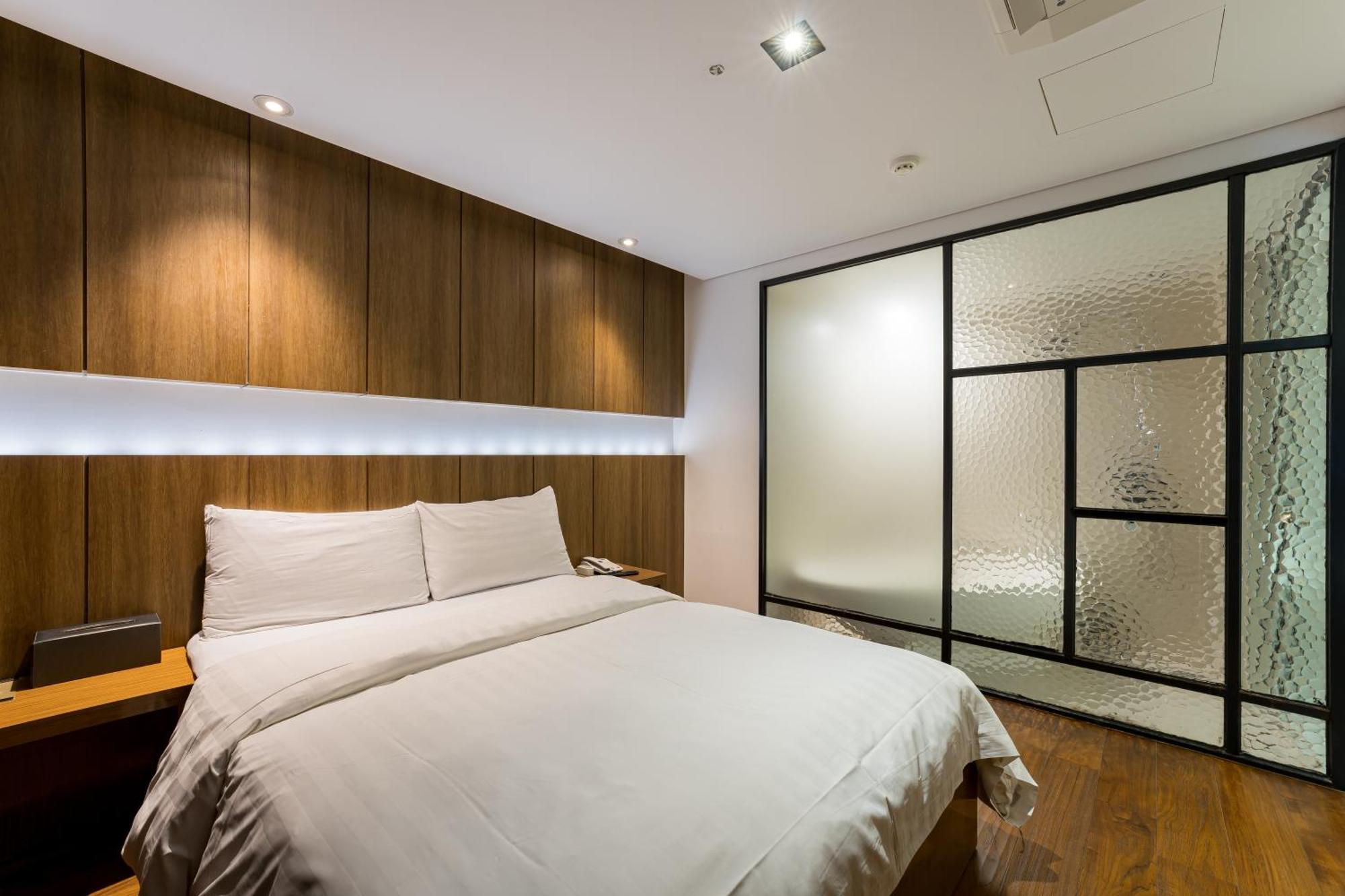 Browndot Hotel Incheon Songdo Buitenkant foto