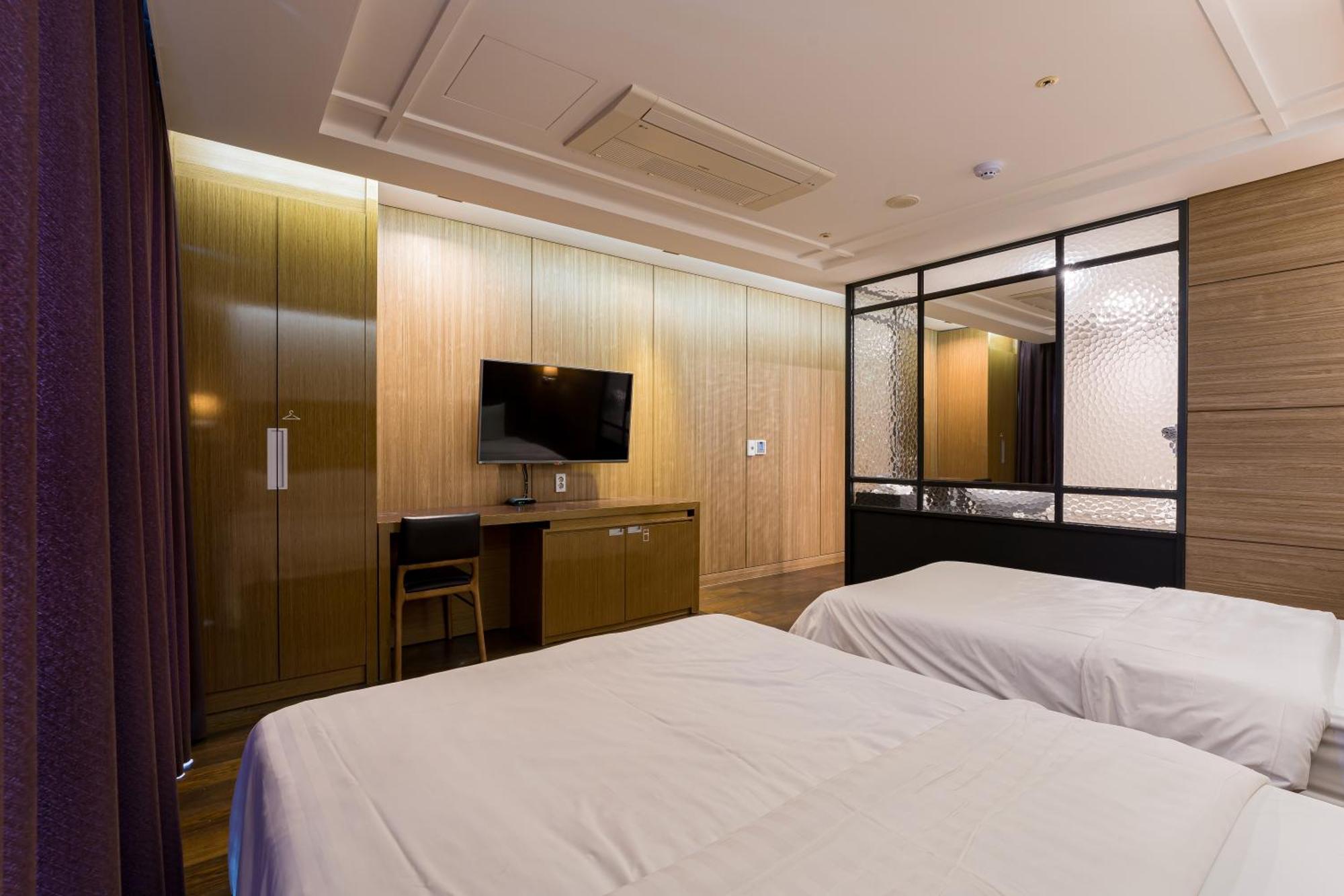 Browndot Hotel Incheon Songdo Buitenkant foto