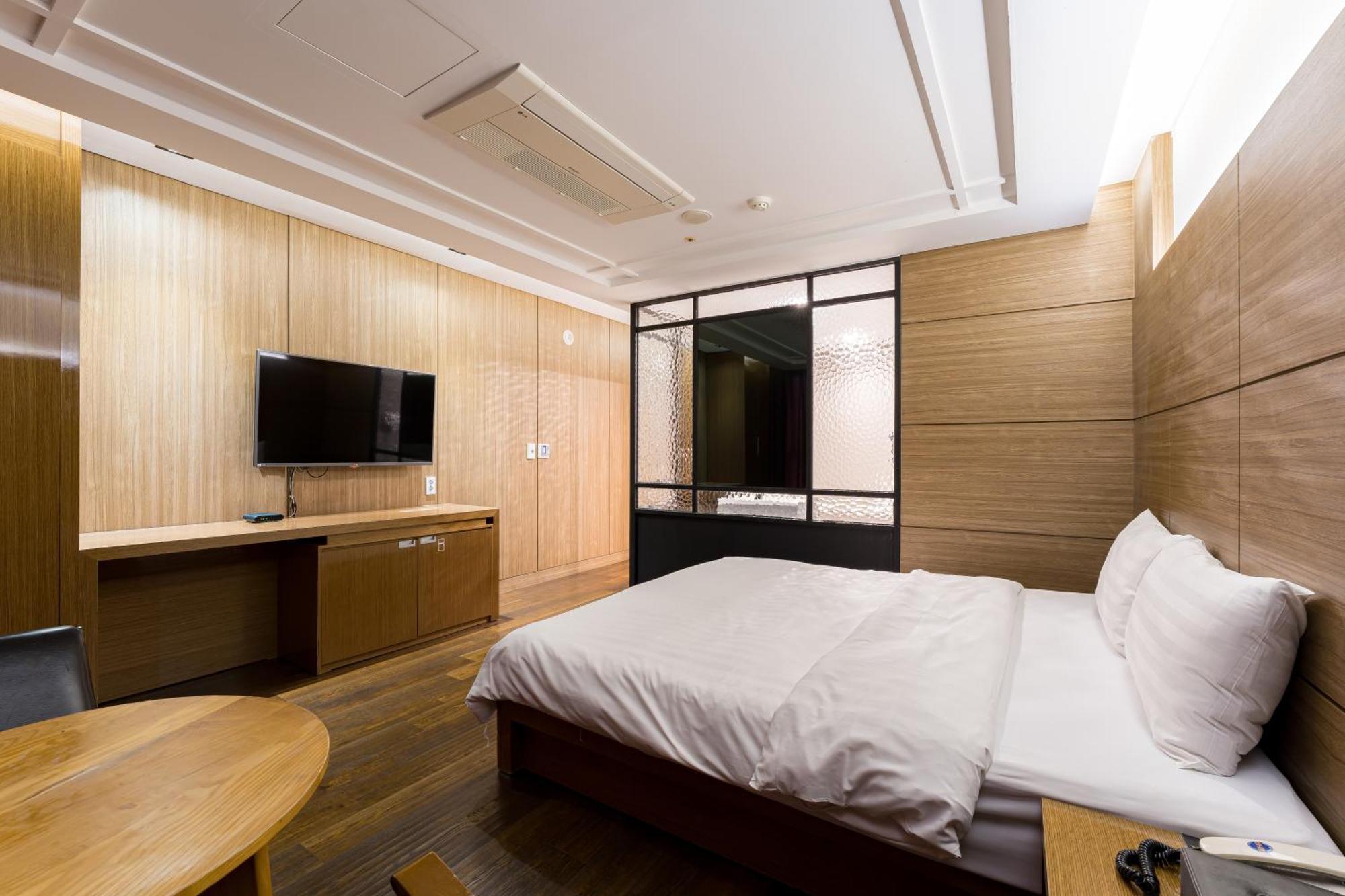 Browndot Hotel Incheon Songdo Buitenkant foto