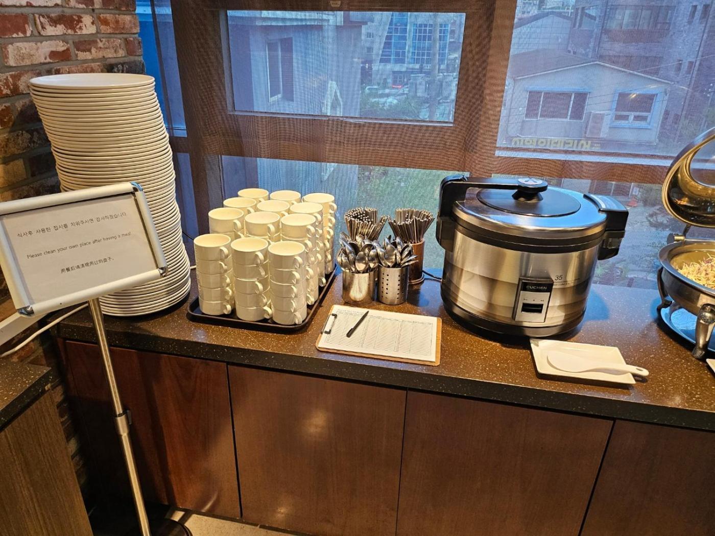 Browndot Hotel Incheon Songdo Buitenkant foto