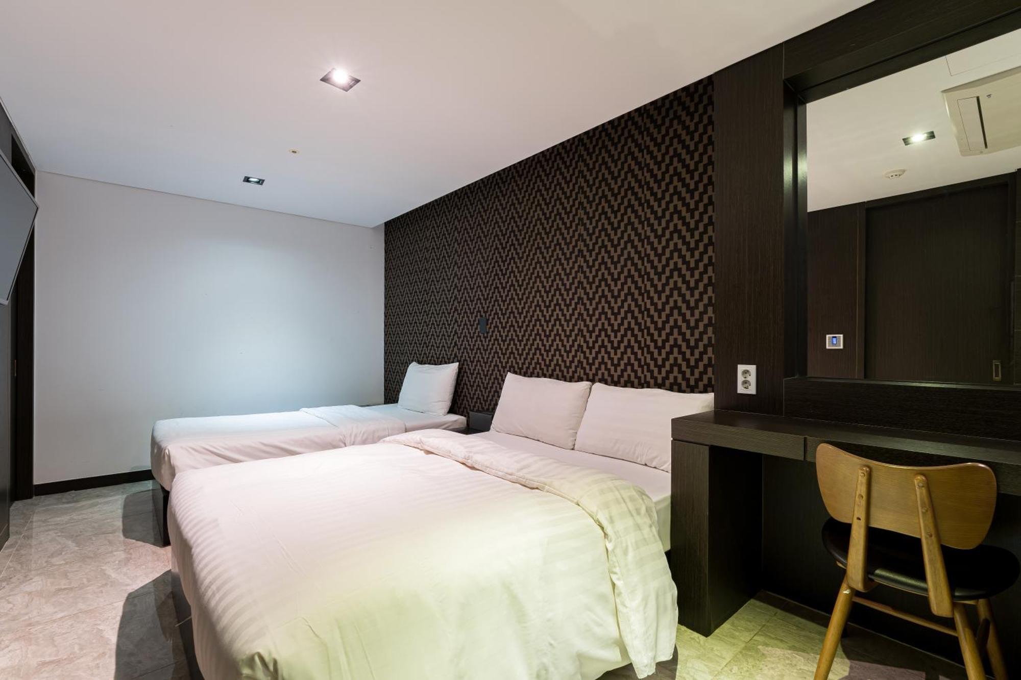 Browndot Hotel Incheon Songdo Buitenkant foto