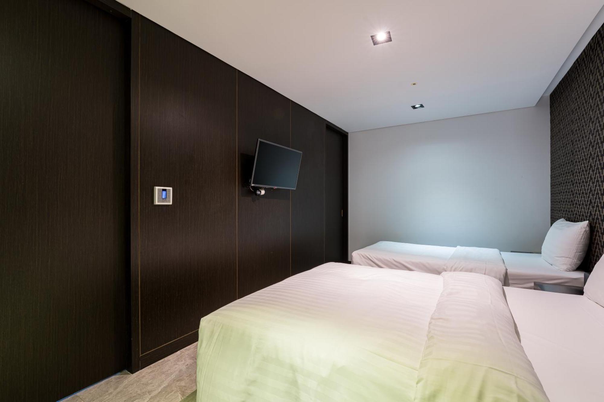 Browndot Hotel Incheon Songdo Buitenkant foto